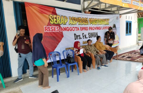 Reses : Dihadapan Pakde Siman, Warga Minta Pengadaan Sumur Bor