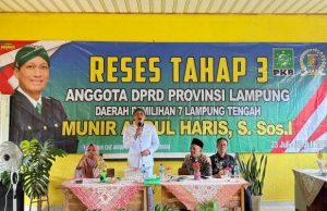 Anggota DPRD Munir Turun Gunung; Bantuan Cair, Jalan Dibangun, Desa Siap Naik Level