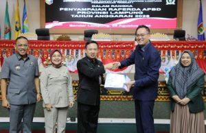 Pemprov Lampung Serahkan Dokumen Raperda APBD Tahun Anggaran 2026 Kepada DPRD Lampung