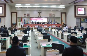 Paripurna : Penandatanganan Raperda APBD 2024 dan Persetujuan RPJMD 2025-2029