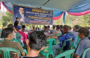 Sekdes Tempel Rejo dan Warga Minta Perbaikan Jalan, Yudha Alhadjid Siap Perjuangkan